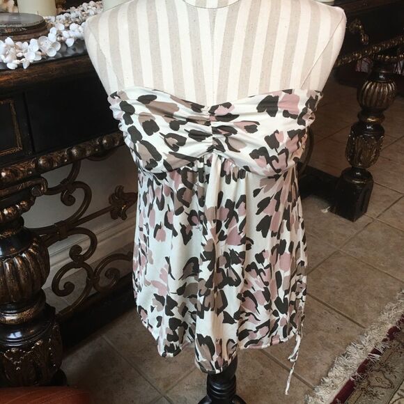 Trina Turk Silky lined strapless tank - Picture 2 of 11